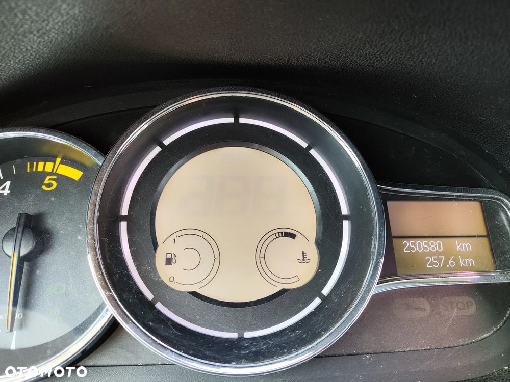 Renault Megane 1.9 dCi Privilege - 2