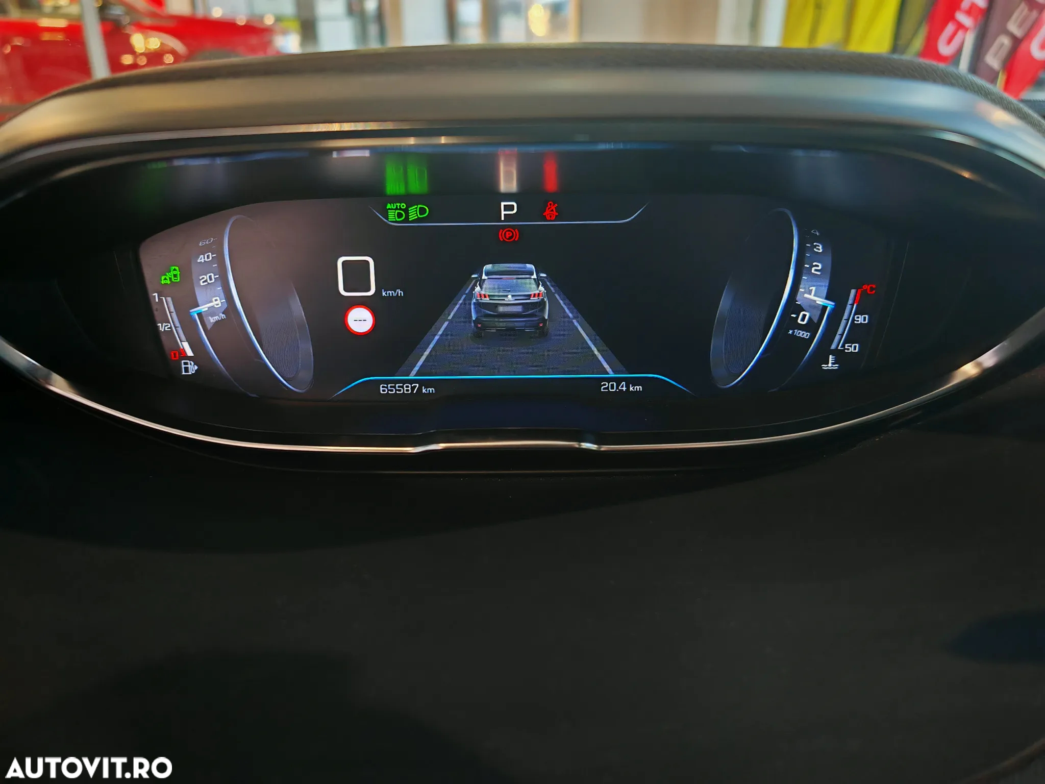 Peugeot 3008 1.2 PureTech S&S EAT8 Allure - 23