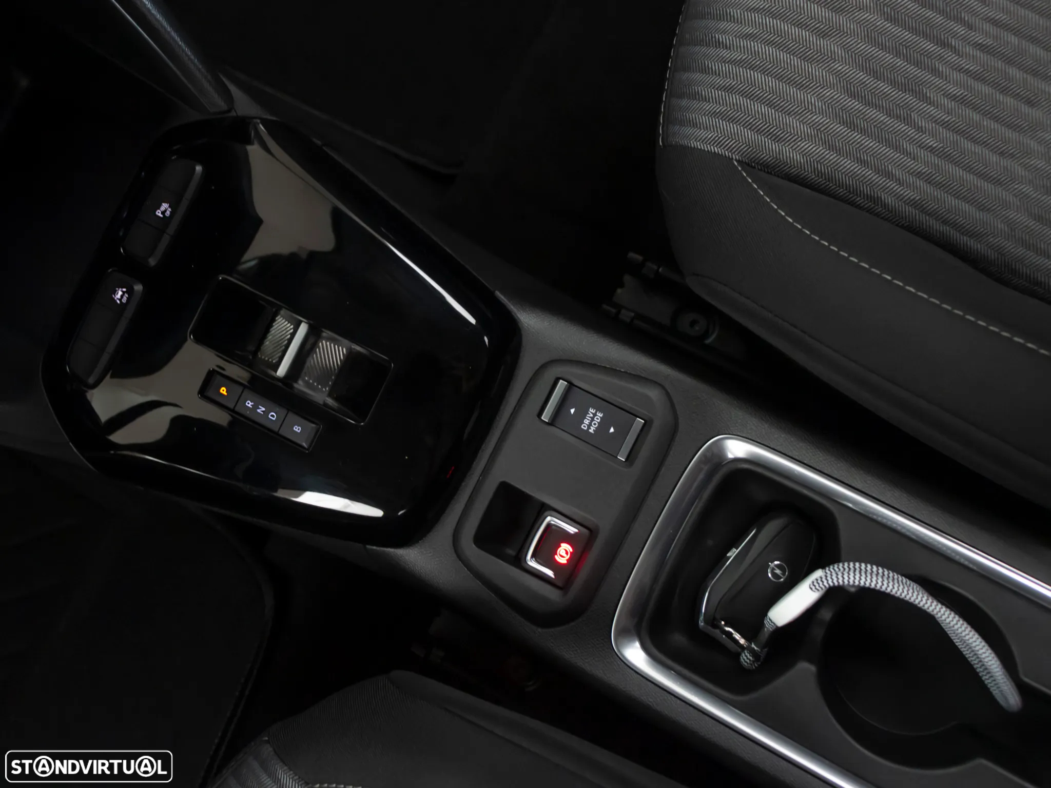 Opel Corsa-e Business Edition - 32