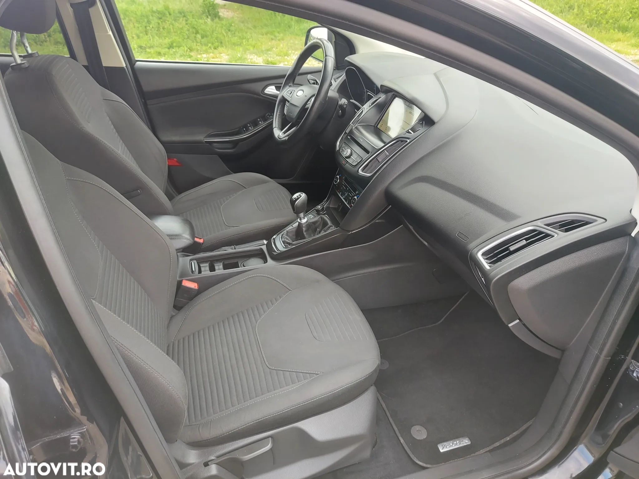 Ford Focus 1.5 EcoBlue Start-Stopp-System TITANIUM - 35