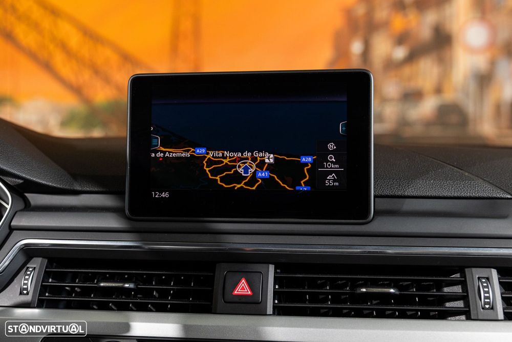 Audi A4 Avant 2.0 TDI Advance S tronic - 13