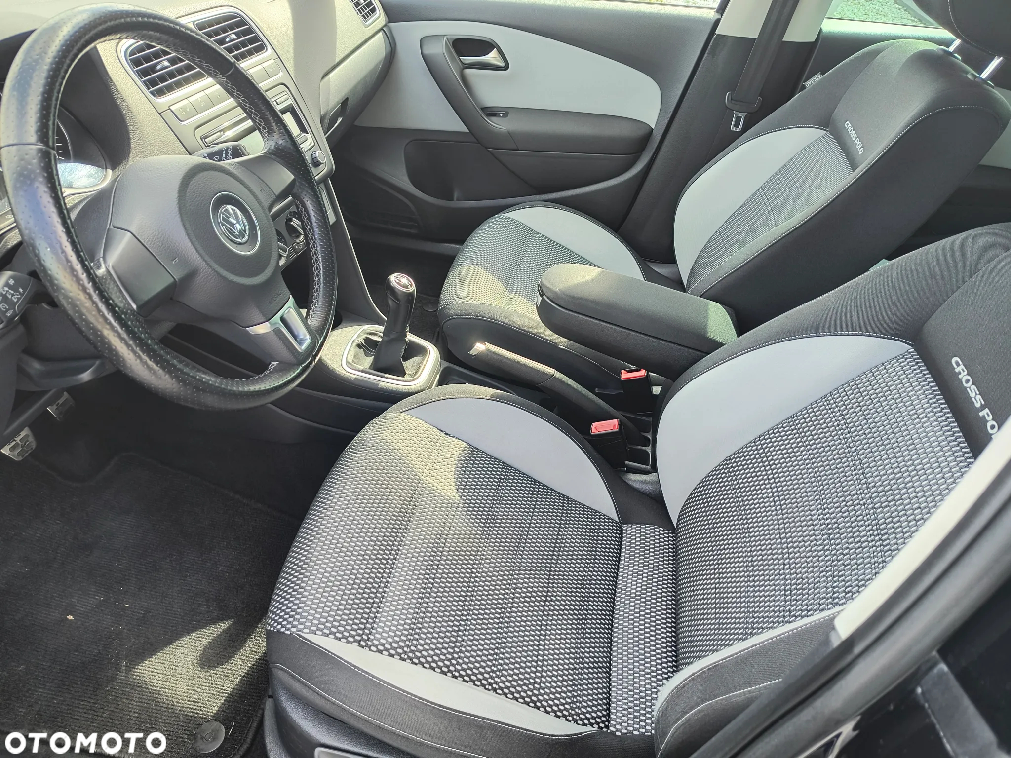 Volkswagen Polo Cross 1.4 16V - 11