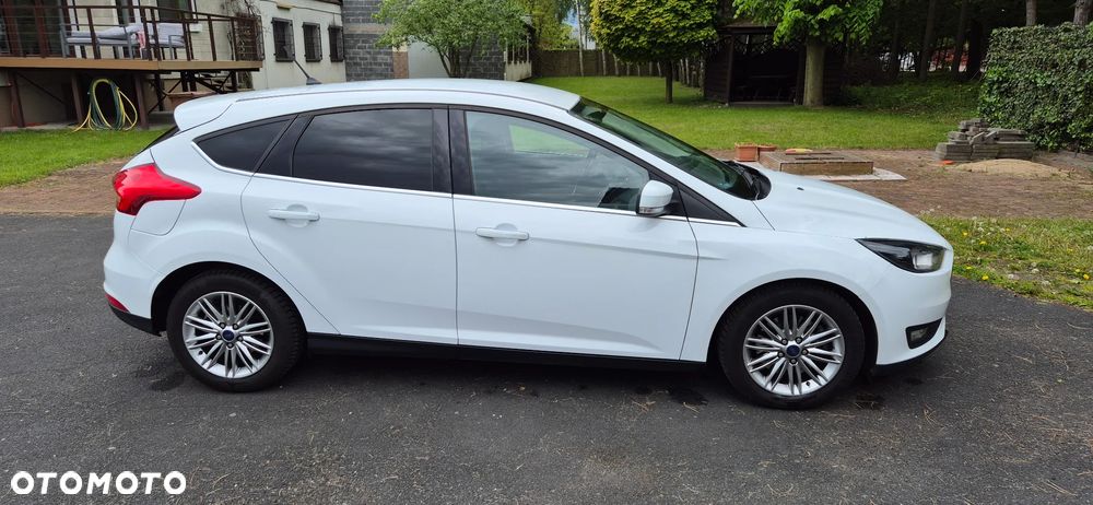 Ford Focus 1.5 EcoBoost SYNC Edition ASS - 5