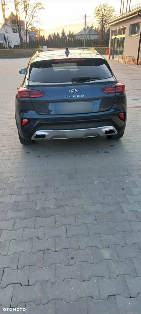 Kia XCeed 1.6 CRDi SCR L Business Line - 12