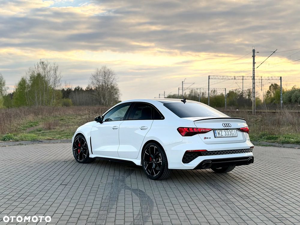 Audi RS3 Limousine TFSI Quattro S tronic - 2