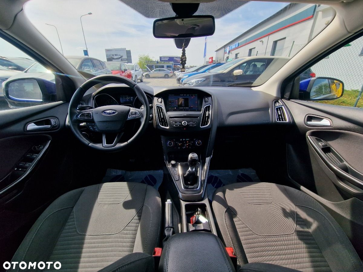 Ford Focus - 20