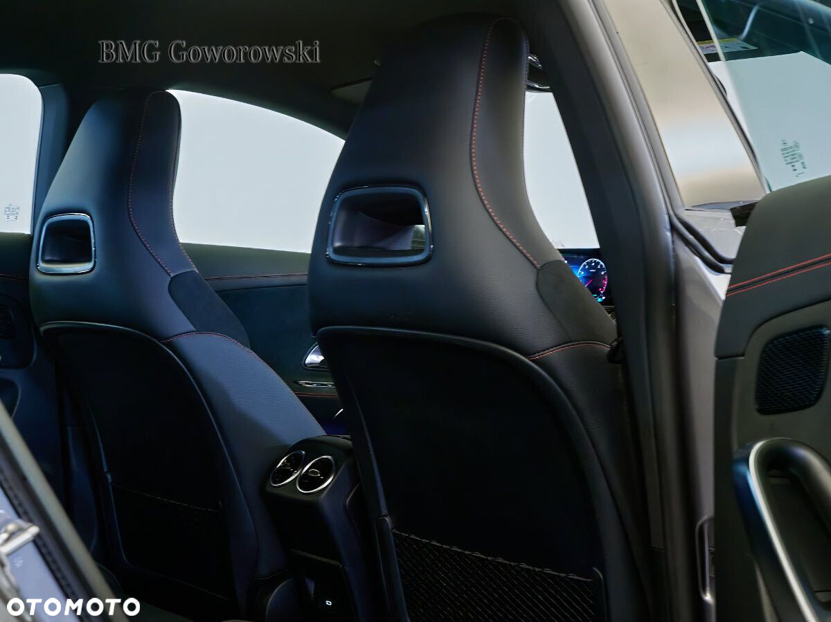 Mercedes-Benz CLA - 9