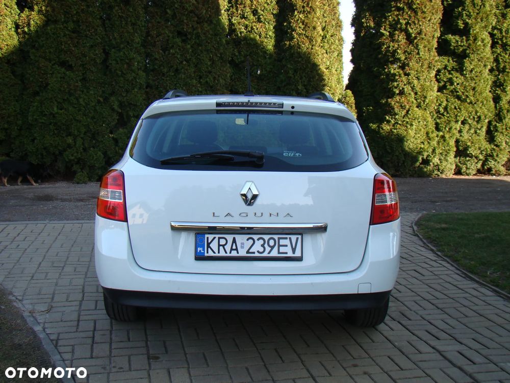 Renault Laguna - 8