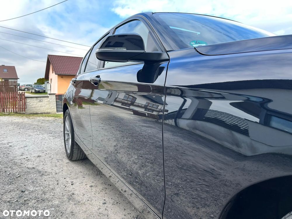 BMW Seria 1 118i - 4