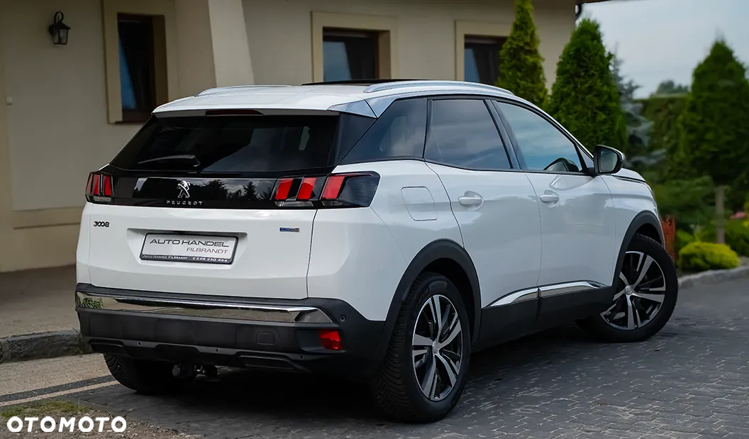 Peugeot 3008 1.2 PureTech Allure S&S - 22