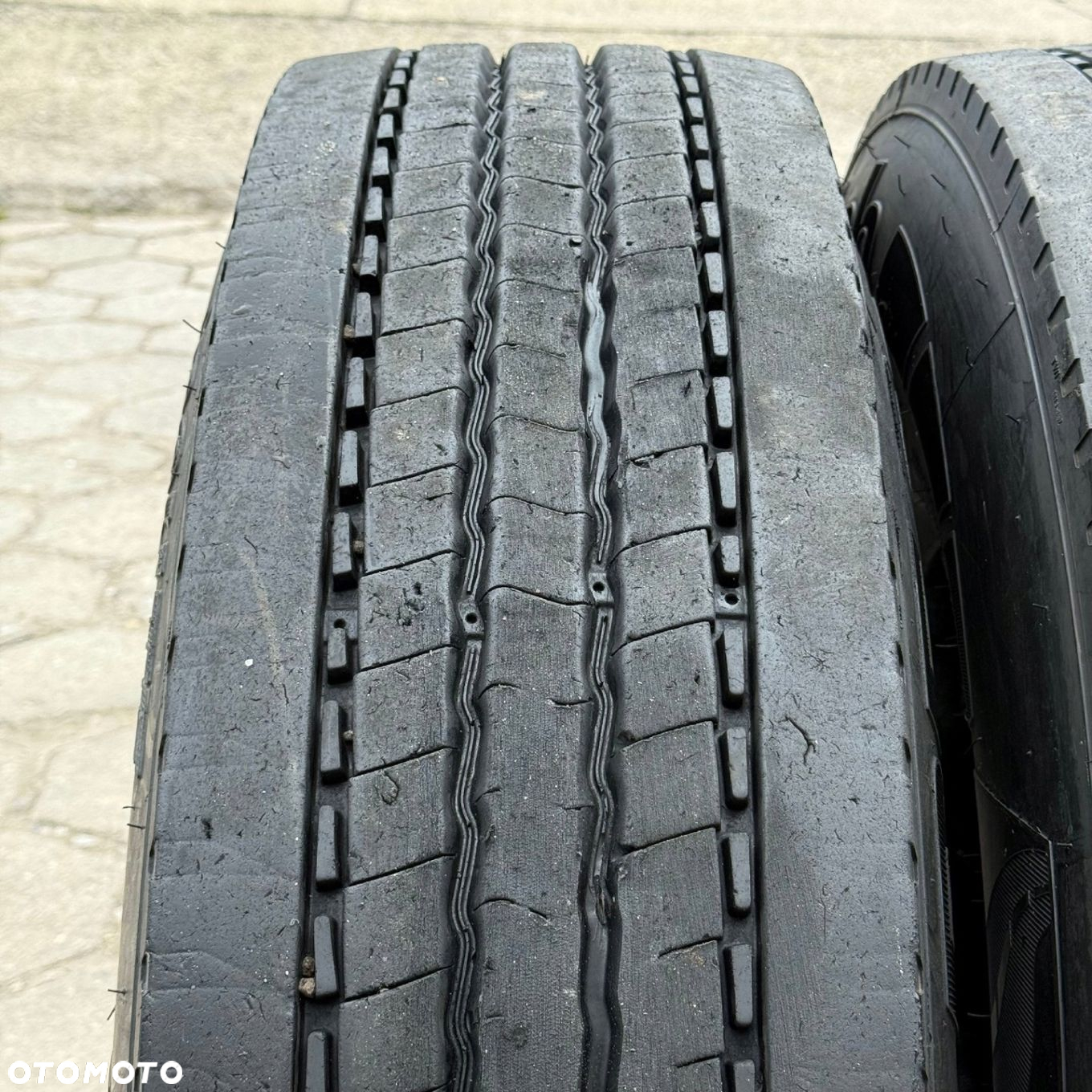 315/80R22.5 BF GOODRICH ROUTE CONTROL S VG 10-11mm 2023R PRZÓD PARA TP784 - 2