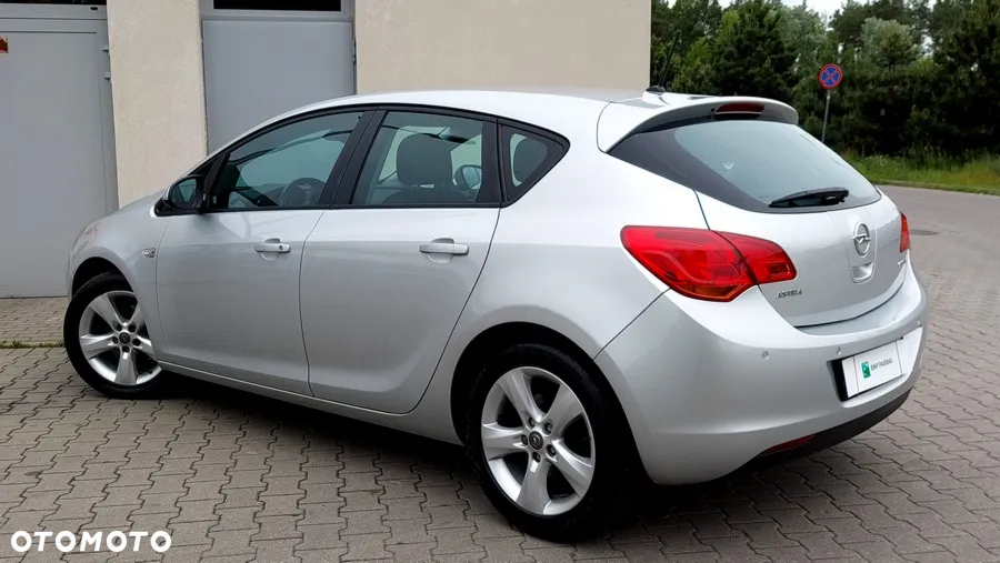 Opel Astra 1.7 CDTI DPF ecoFLEX Start/Stop 99g 150 Jahre - 6