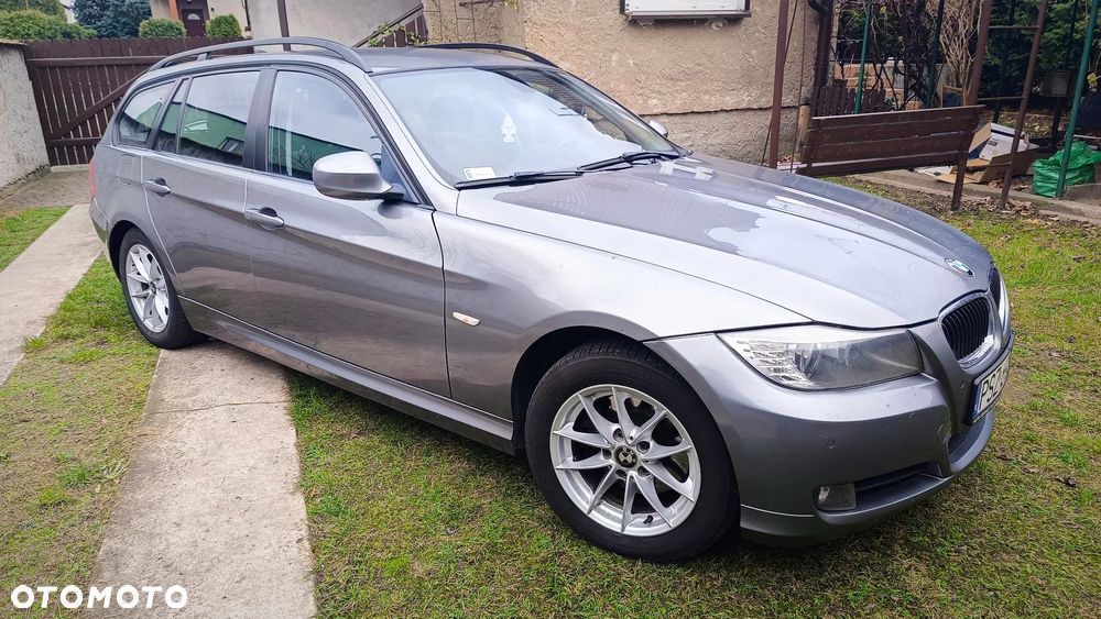 BMW Seria 3 320d - 4