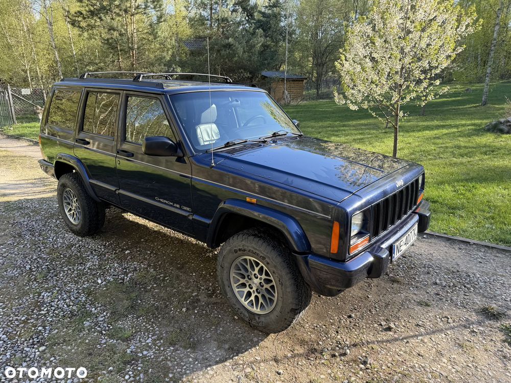 Jeep Cherokee - 7