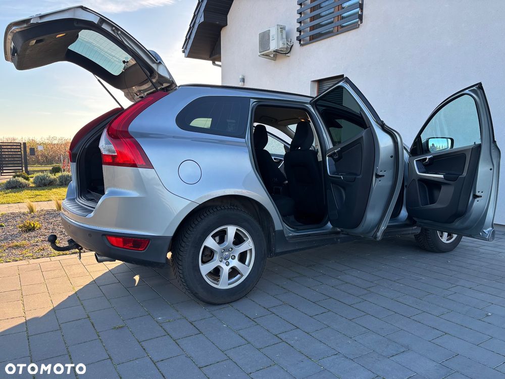 Volvo XC 60 - 6