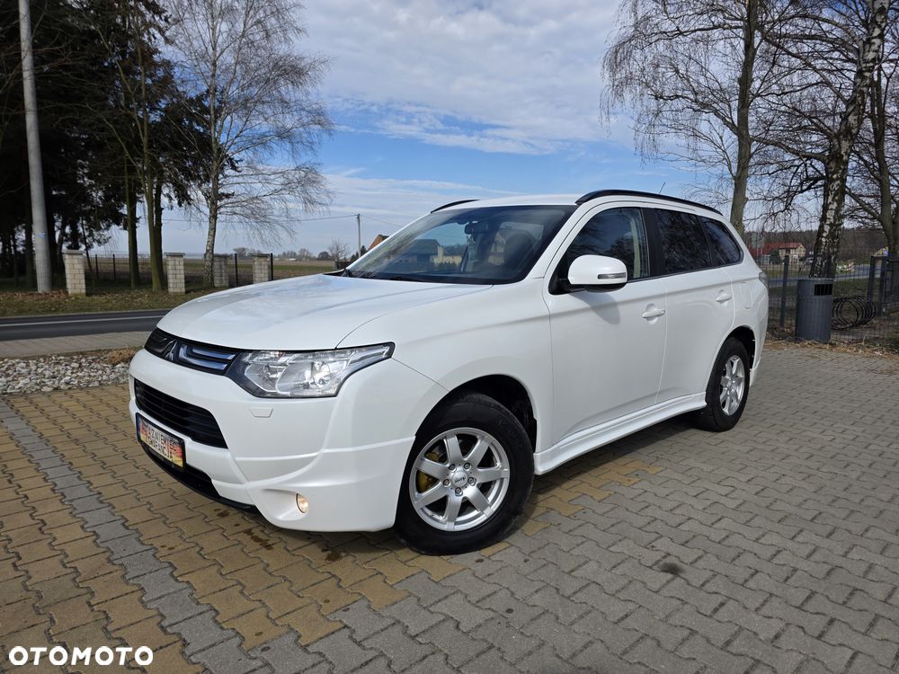 Mitsubishi Outlander 2.2 DI-D 4WD Invite - 1