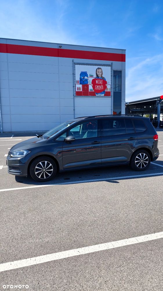 Volkswagen Touran 1.5 TSI EVO Trendline - 1