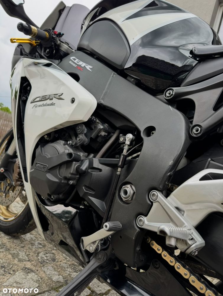 Honda CBR - 12