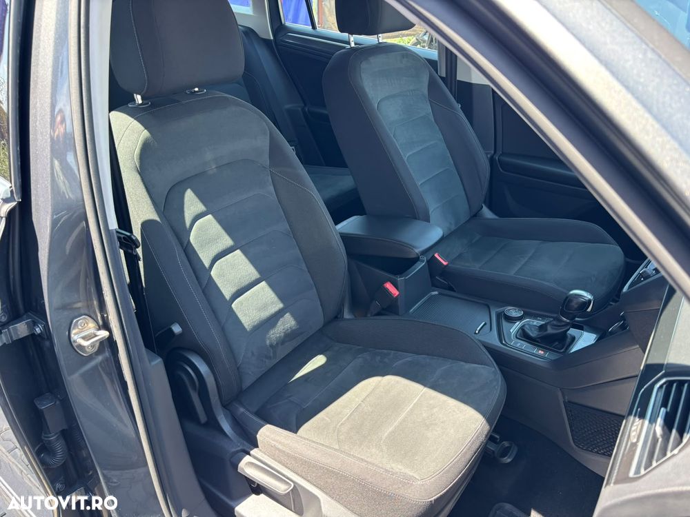 Volkswagen Tiguan - 35