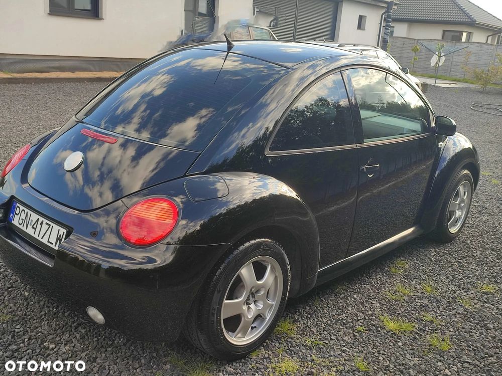 Volkswagen New Beetle - 3