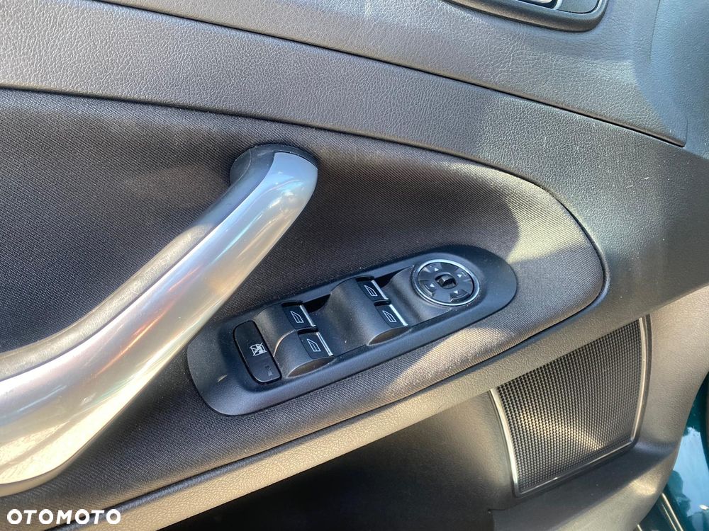 Ford Mondeo 2.0 TDCi Ghia - 21