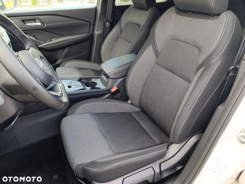 Nissan Qashqai 1.3 DIG-T MHEV N-Connecta - 6