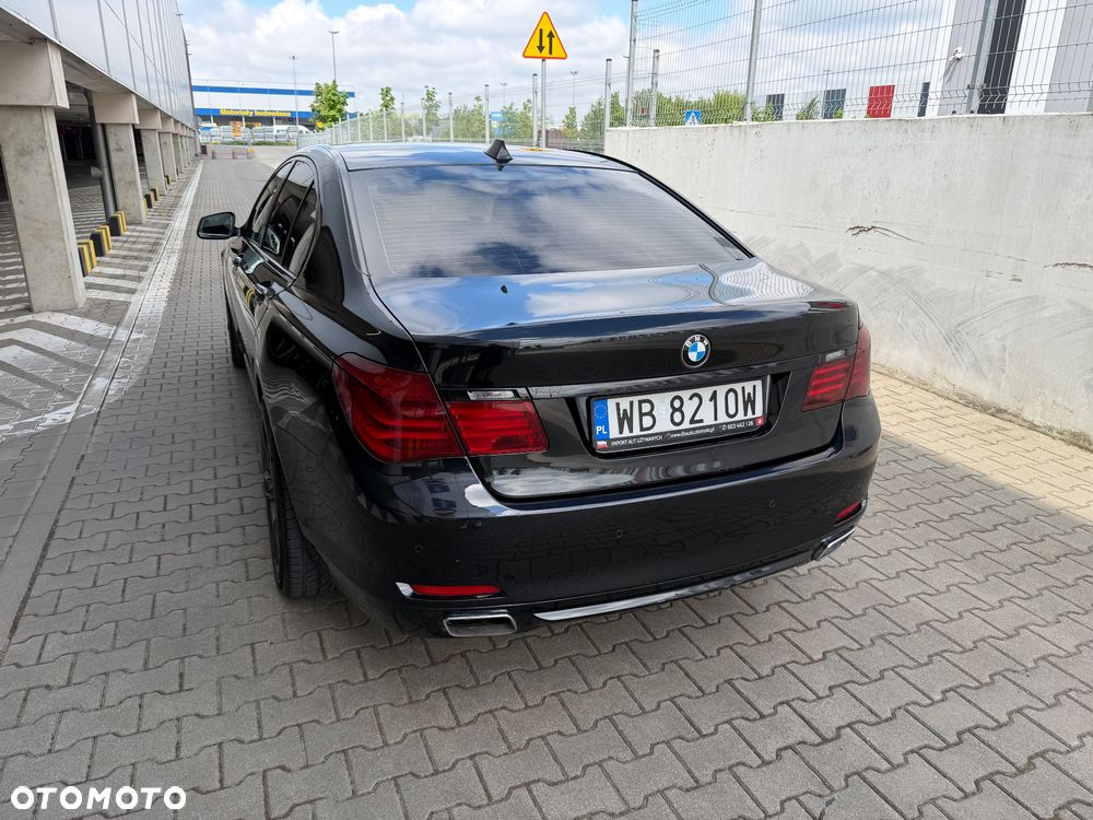 BMW Seria 7 730d Blue Performance - 10