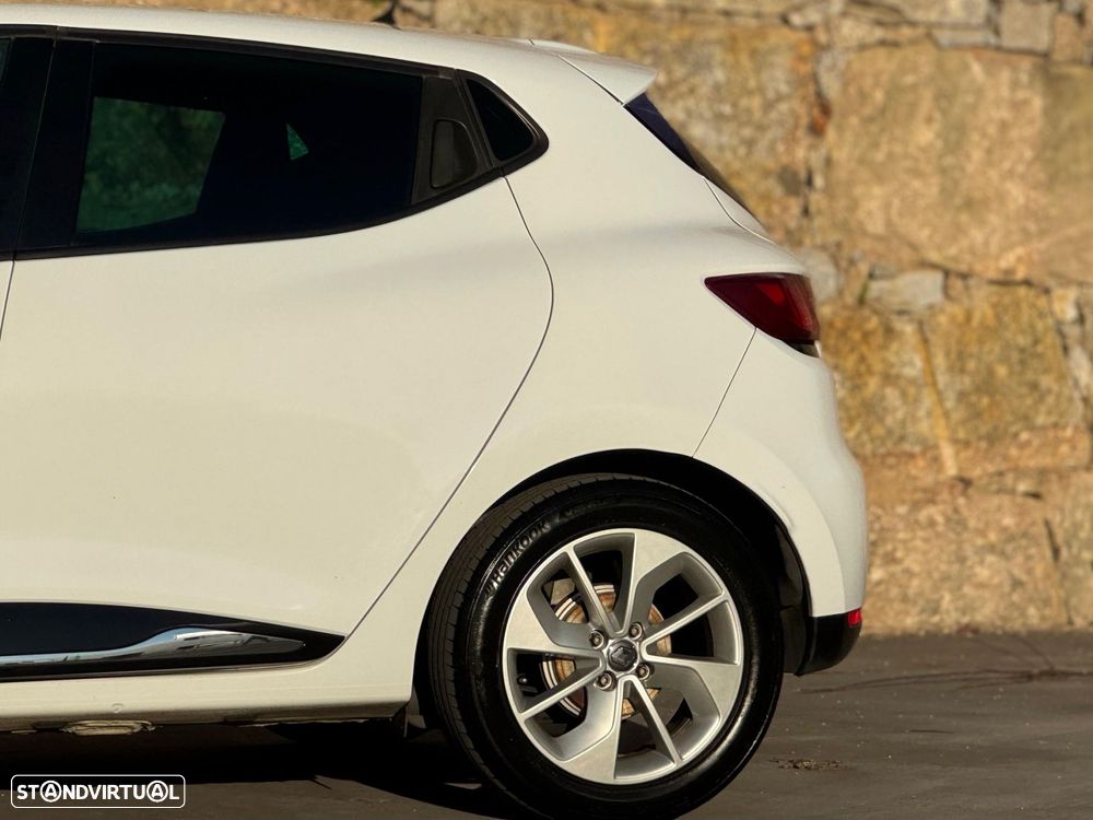 Renault Clio 0.9 TCe Limited - 41