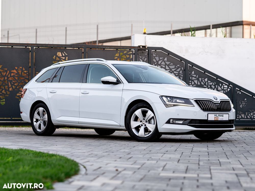 Skoda Superb 2.0 TDI DSG Ambition - 10