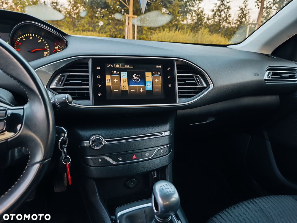 Peugeot 308 1.6 e-HDi Active S&S - 37