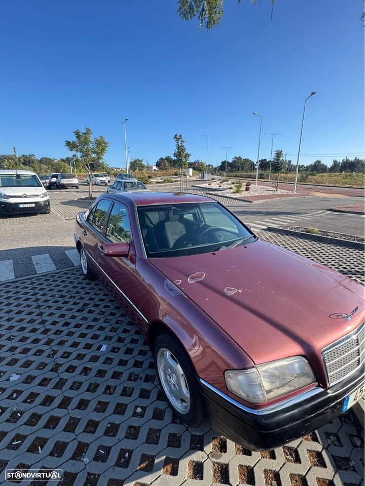 Mercedes-Benz C 220 D Elegance - 4