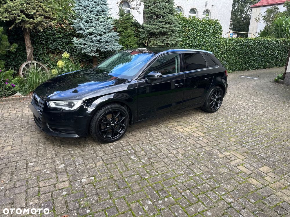 Audi A3 Sportback - 6