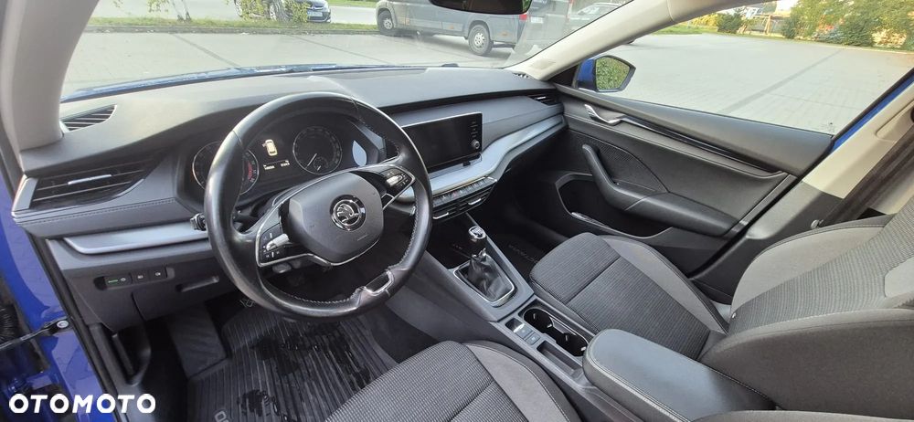 Skoda Octavia 2.0 TDI Active - 10