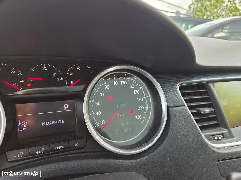 Peugeot 508 SW BlueHDi 120 EAT6 Stop&Start Allure - 15