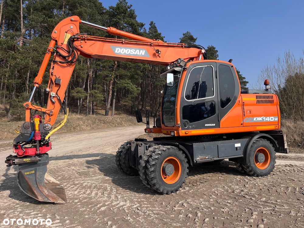 Doosan DX140W - 2