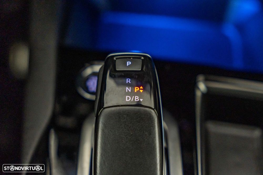 Peugeot 3008 1.6 Hybrid4 GT e-EAT8 - 19