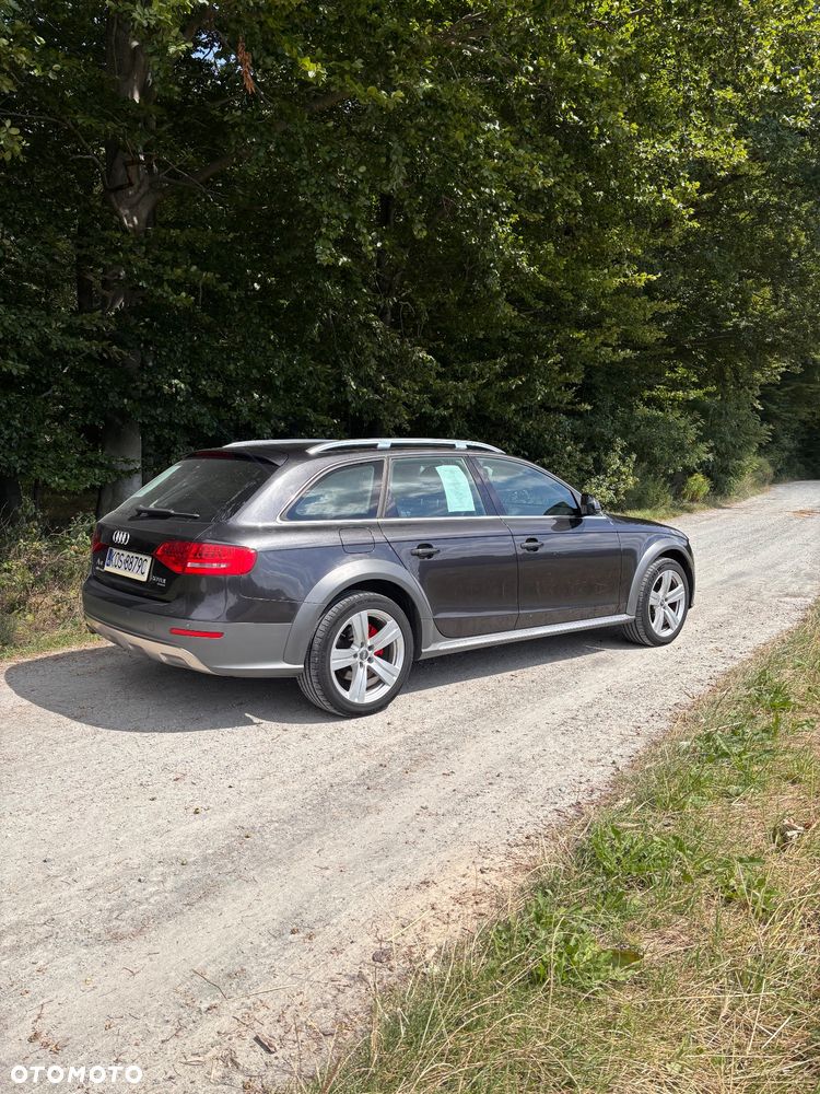 Audi A4 Allroad 2.0 TDI Quattro - 8