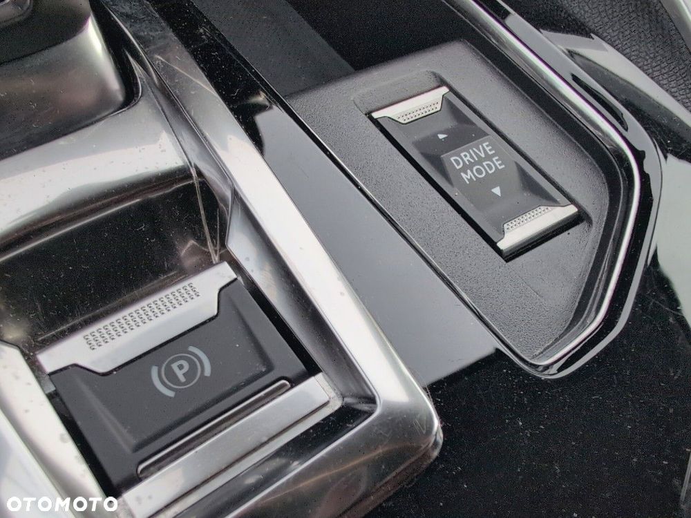Peugeot 5008 1.2 PureTech Active Pack S&S EAT8 - 19