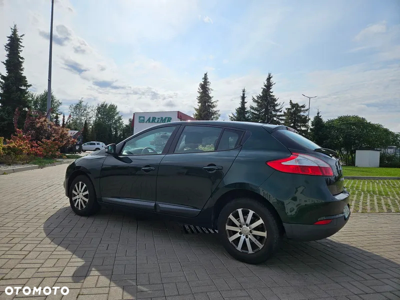 Renault Megane 1.6 16V Authentique - 4