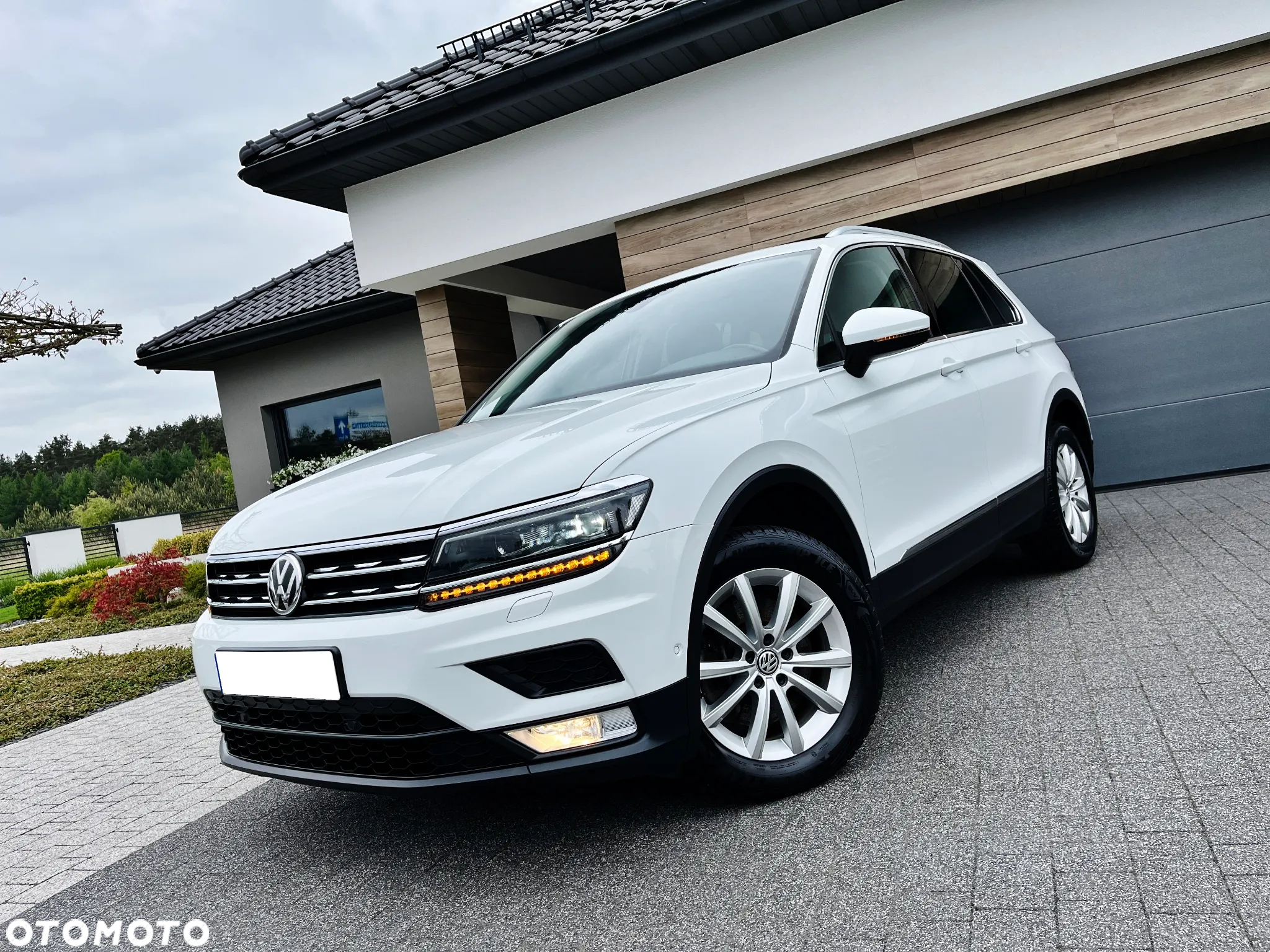 Volkswagen Tiguan 2.0 TSI 4Motion DSG Exclusive - 3