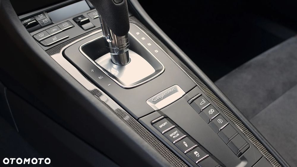 Porsche Cayman GTS PDK - 16