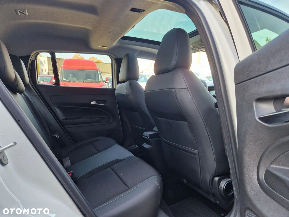 Jeep Avenger 1.2 T3 mHEV Summit FWD eDCT6 - 23