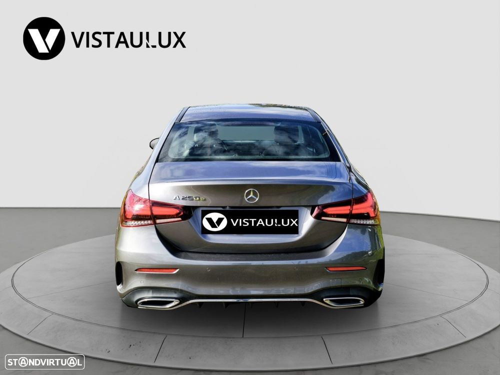 Mercedes-Benz A 250 - 4