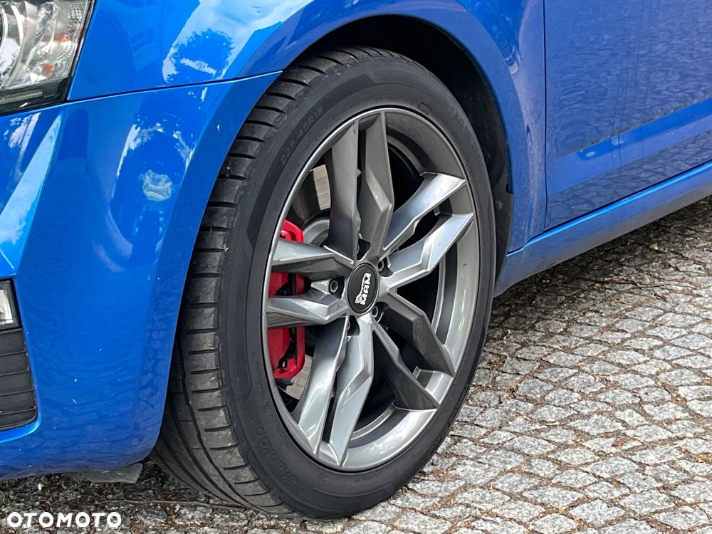 Skoda Octavia 2.0 TSI (Green tec) DSG RS - 18