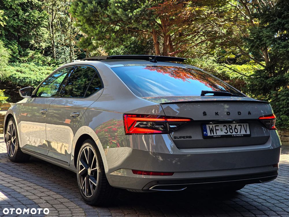 Skoda Superb 2.0 TDI SCR Sportline DSG - 5