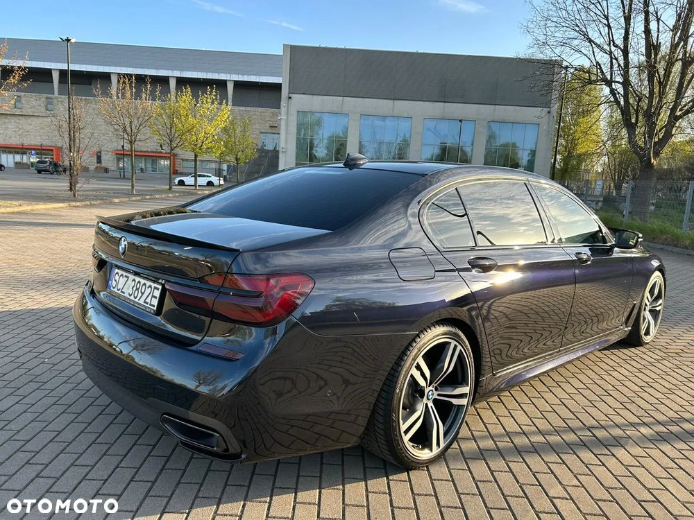 BMW Seria 7 740Li - 5