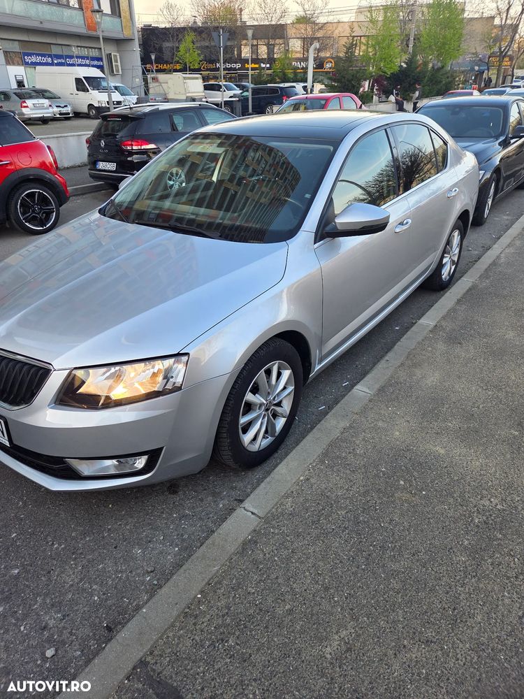 Skoda Octavia 1.6 TDI (Green tec) DSG Ambition - 2