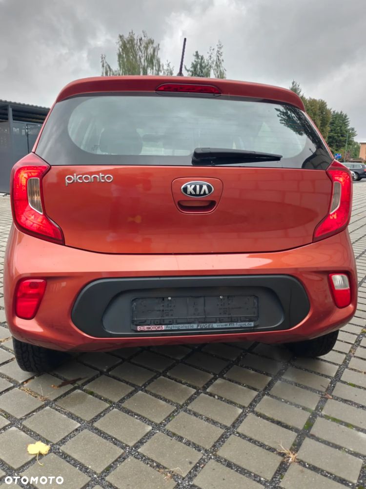 Kia Picanto - 11