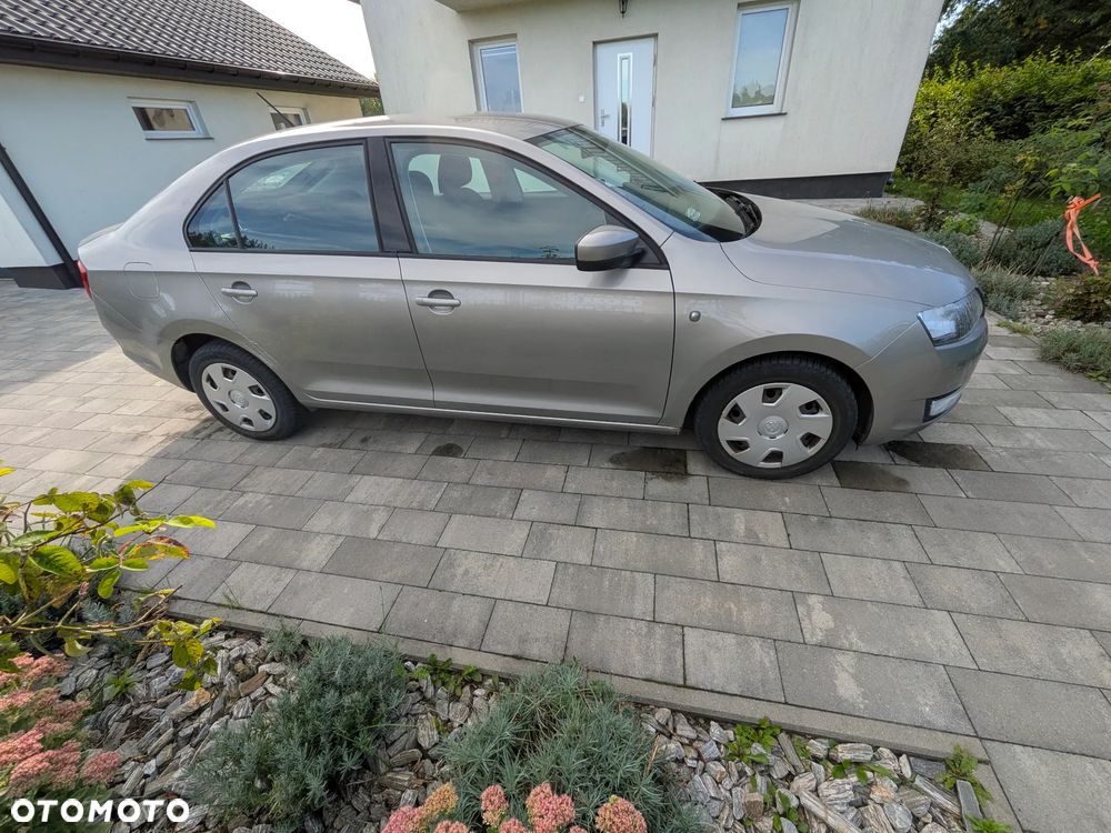Skoda RAPID 1.2 TSI Ambition - 4
