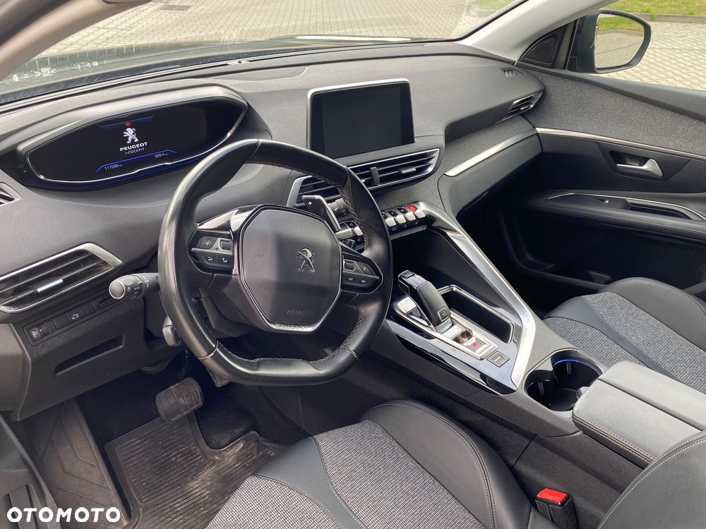 Peugeot 3008 1.5 BlueHDi Allure S&S EAT8 - 23